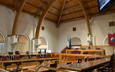 Caro-energia: bene il sostegno alle famiglie, ora si pensi al mondo produttivo. Imprese e sindacati alla Regione: «Apprezziamo le scelte fatte, sospendiamo la manifestazione»